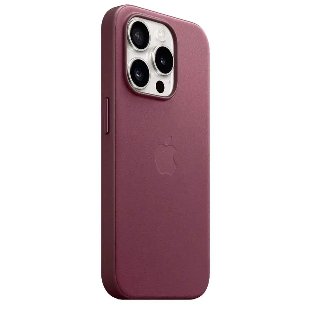 Тканевый чехол с поддержкой MagSafe Apple FineWoven Case для iPhone 15 Pro Max, Mulberry (Красная шелковица)