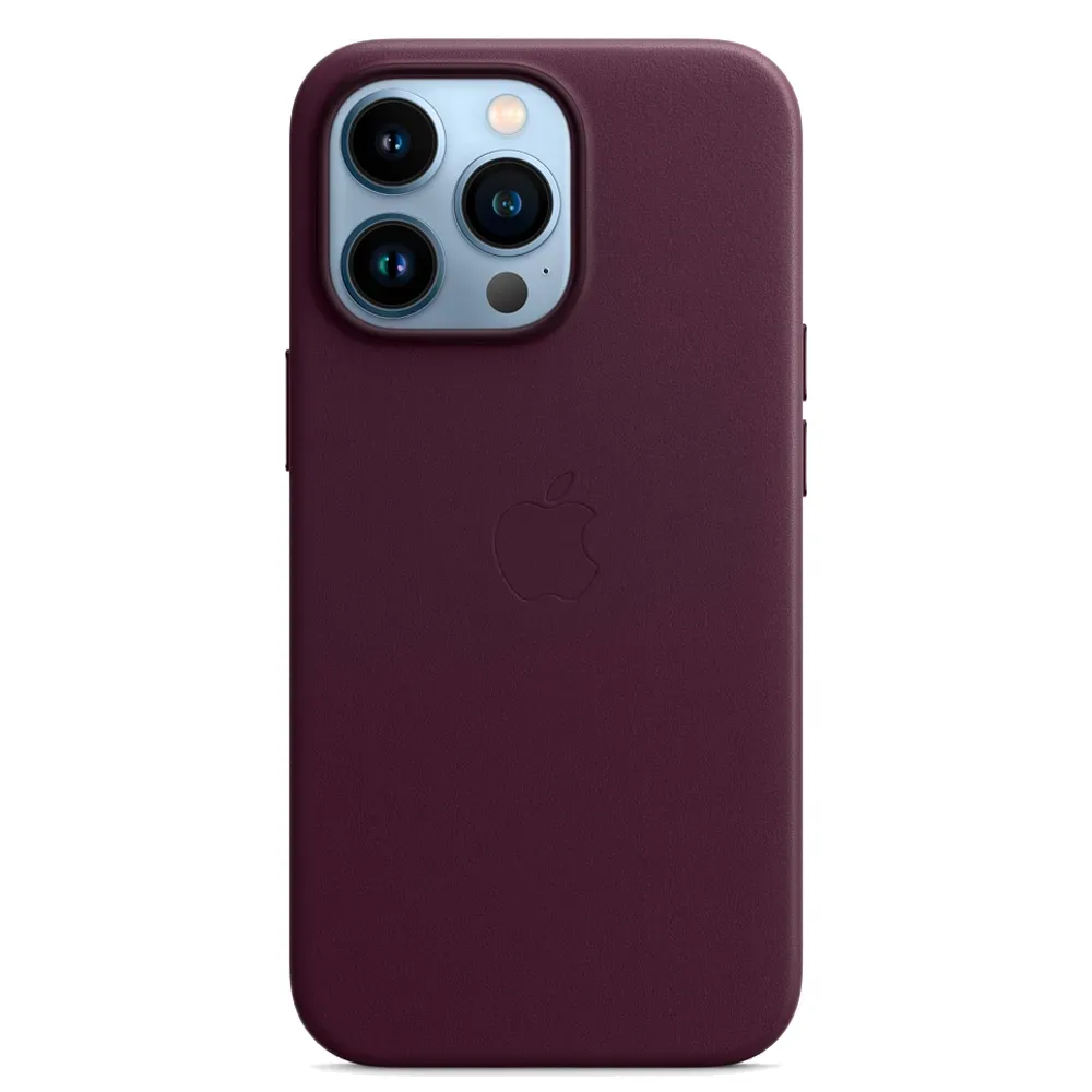 Кожаный чехол с поддержкой MagSafe Apple Leather Case для iPhone 13 Pro, Dark Cherry (Темная вишня)